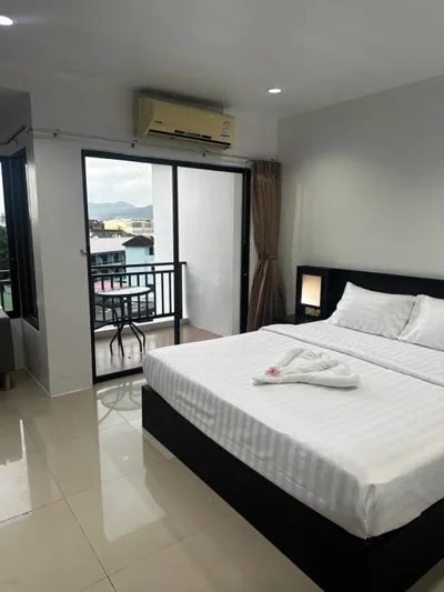 Camera Matrimoniale con Balcone — KANPAI HOTEL