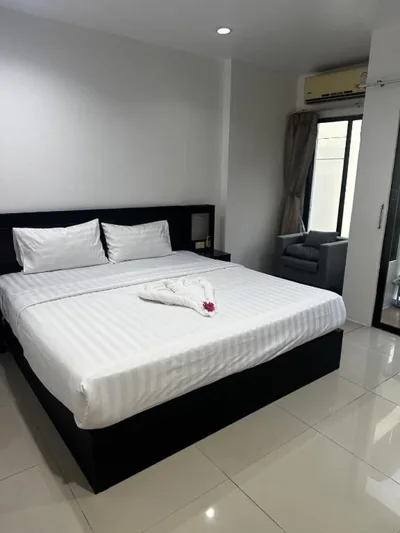 Camera Matrimoniale Economy — KANPAI HOTEL